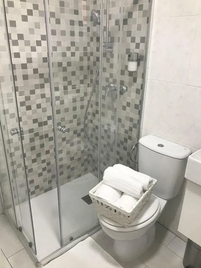 Estudio טורמולינוס 0*,